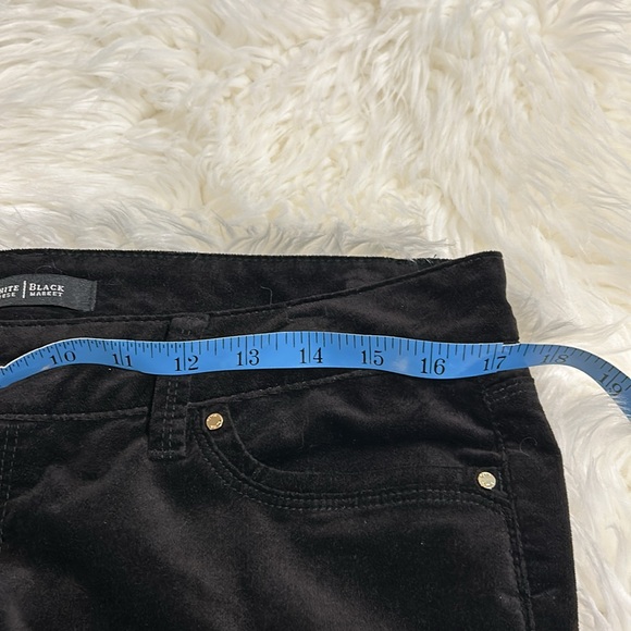NWOT WHBM Women’s Black Velvet Jeans with Zipper Detail at Ankle Size 10 Regular - Picture 7 of 9